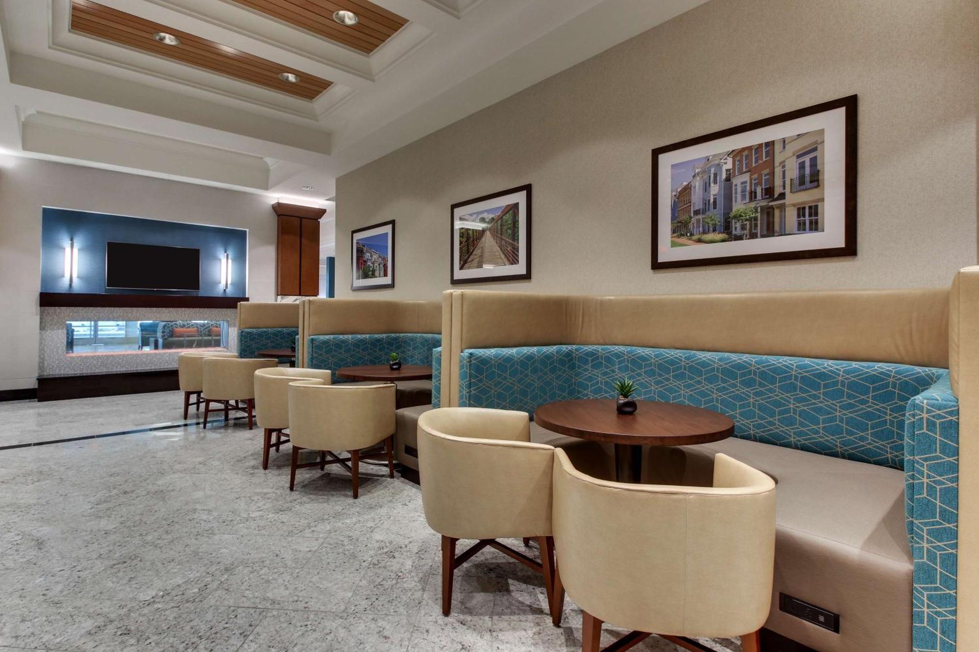 Drury Plaza Hotel Richmond Глен Ален Екстериор снимка