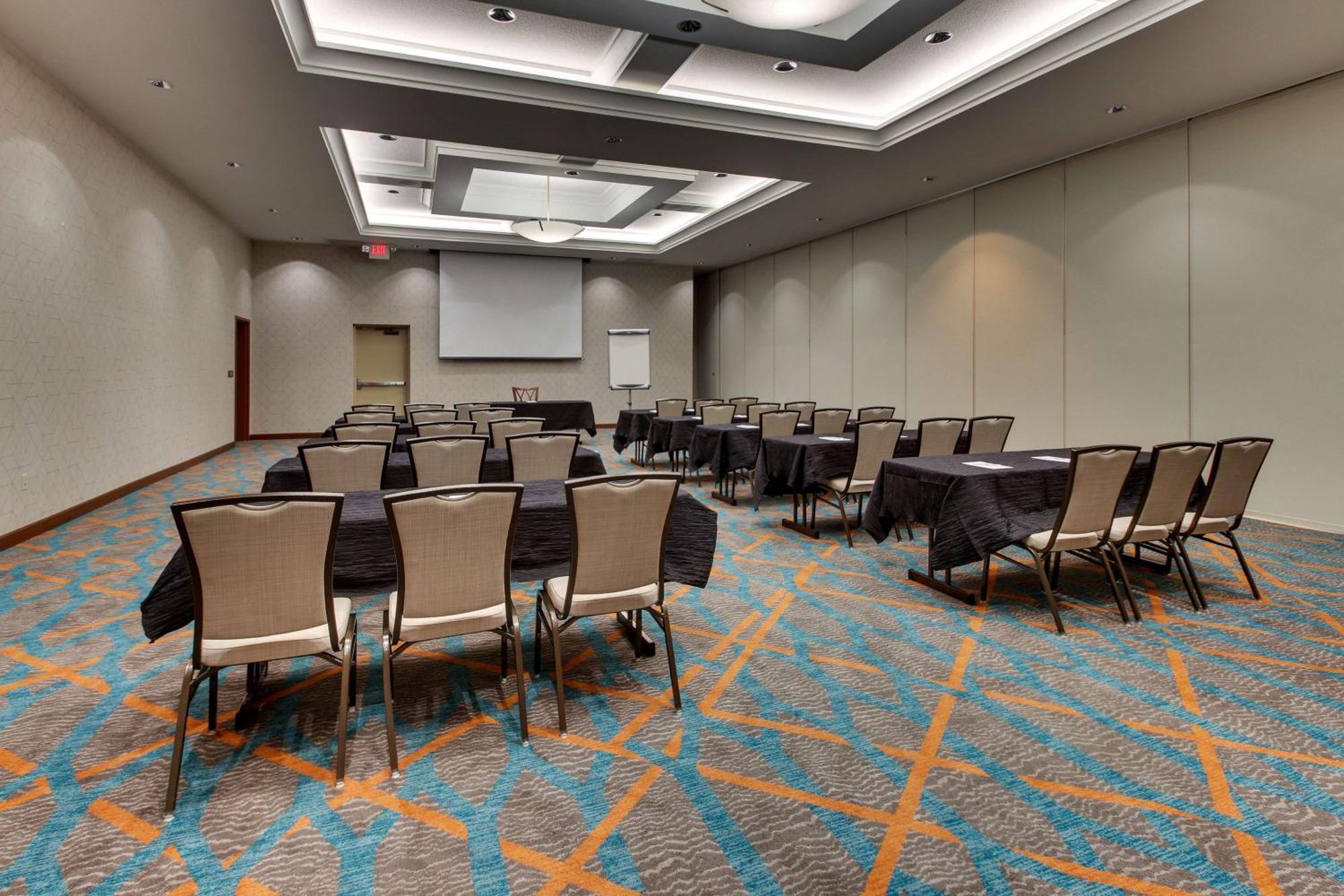 Drury Plaza Hotel Richmond Глен Ален Екстериор снимка