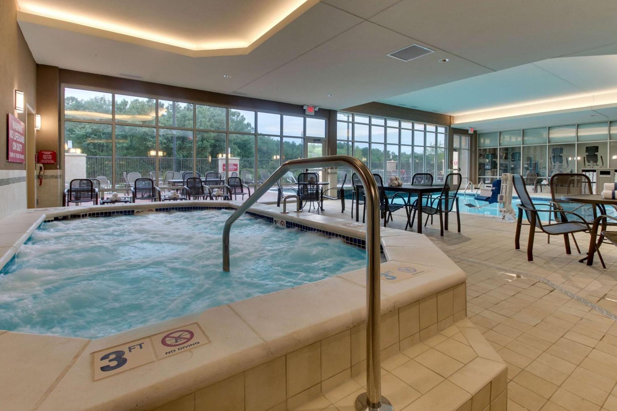 Drury Plaza Hotel Richmond Глен Ален Екстериор снимка