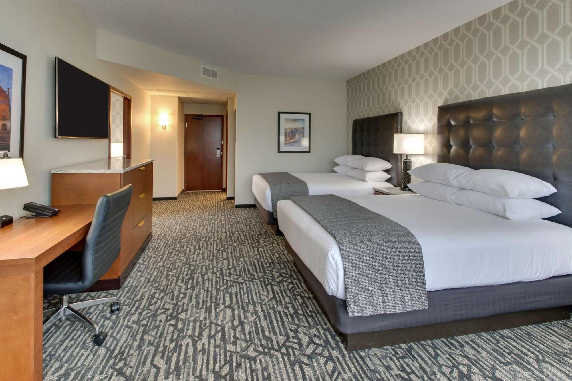 Drury Plaza Hotel Richmond Глен Ален Екстериор снимка