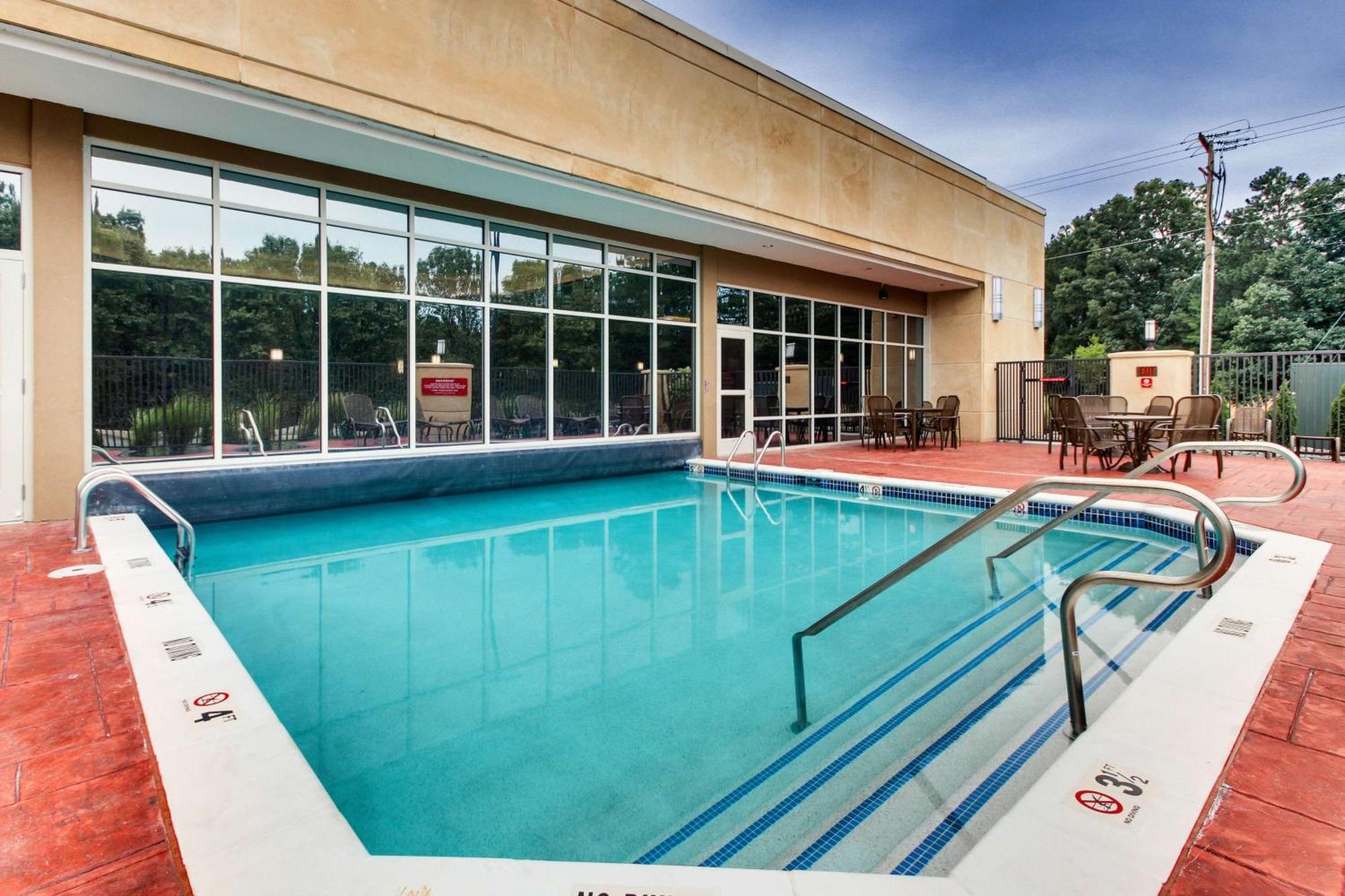 Drury Plaza Hotel Richmond Глен Ален Екстериор снимка
